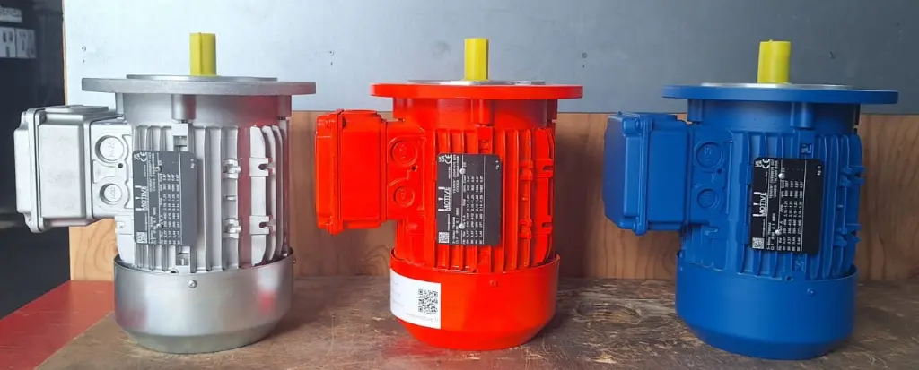 Moteurs micro station triphasé peint et non peint.webp